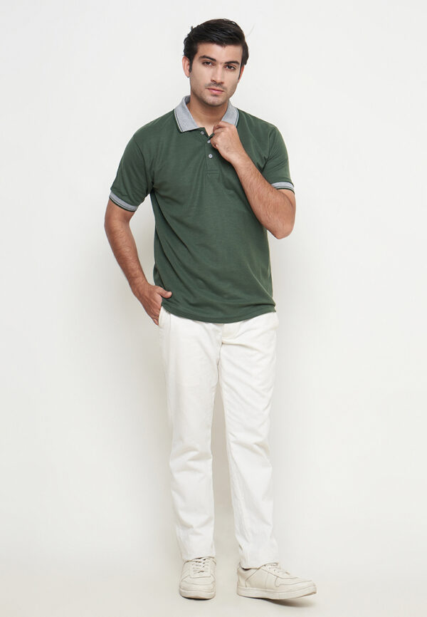 Polo Shirt Dark Green - Motif - Kancing - Gambar 5